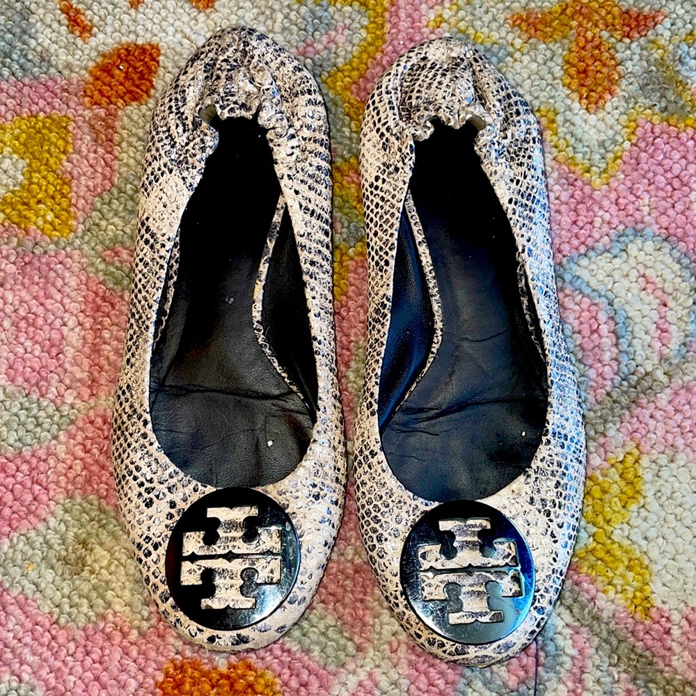 Tory Burch (faux) snake skin ballet flats